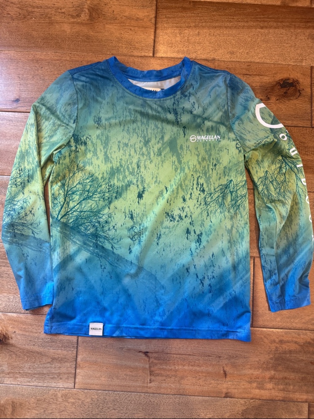 Magellan Outdoors Green Blue Long Sleeve Tee fishing shirt boys XS (6-7)